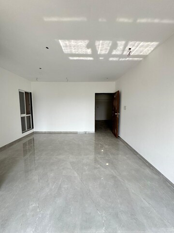 Room in 2 BHK Apartment at Trishabh Greens, Chembur – for Rent