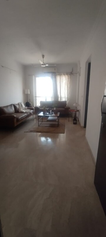 Living Room in 2 BHK Apartment at Chembur – for Rent