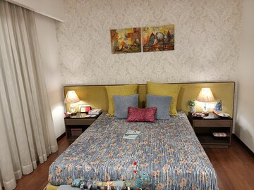 Bedroom in 3.5 BHK Apartment at Godrej Riverine, Sector 44 – for Sale