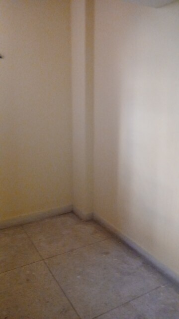 Furnished Amenities in 3 BHK Apartment at Mea Apartments, Sector 62 – for Rent