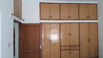 Bedroom in 2.5 BHK Independent House at Sector 16 – for Rent