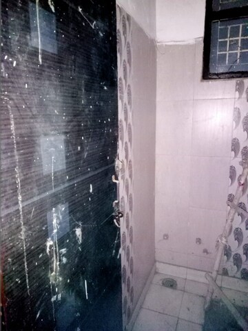 Bathroom in 2 BHK Builder Floor at Laxmi Nagar – for Rent