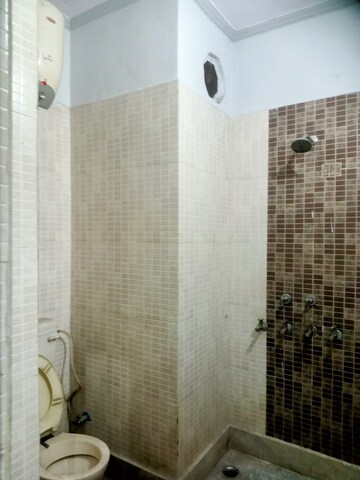 Bathroom in 2 BHK Builder Floor at Laxmi Nagar – for Rent