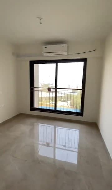 Room in 1 BHK Apartment at DB Orchid Ozone, Dahisar East – for Rent