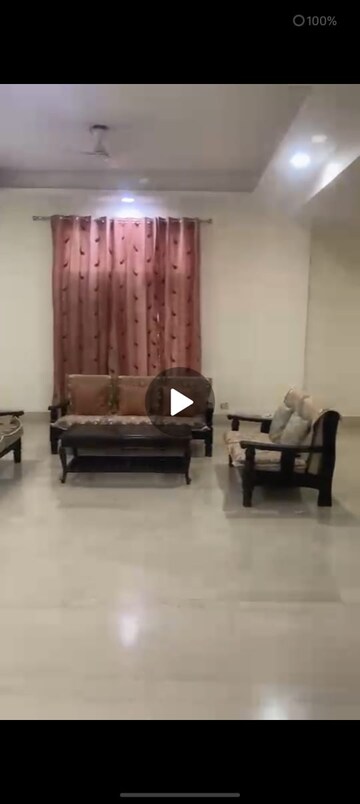Living Room in 6+ BHK Apartment at Sector 50 – for Rent