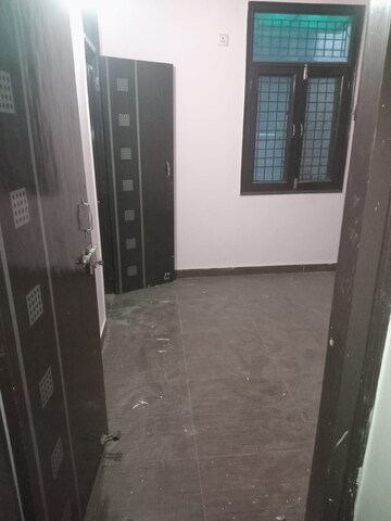 Bathroom in 2 BHK Builder Floor at Laxmi Nagar – for Rent