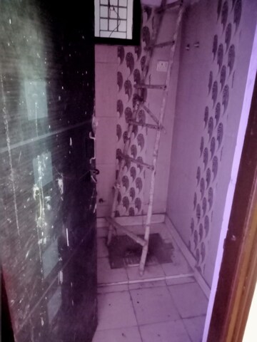 Bathroom in 2 BHK Builder Floor at Laxmi Nagar – for Rent