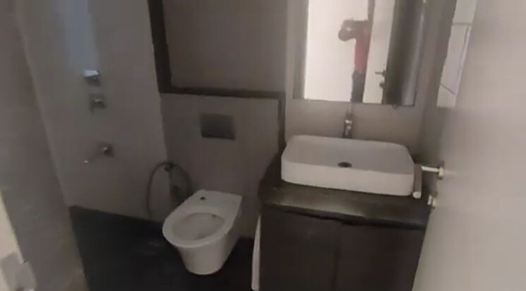 Bathroom, kalpataru-radiance 2 Bedroom 881 Sq.Ft. Apartment In Goregaon West Mumbai 8113789