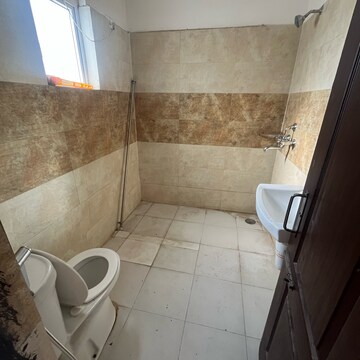 Bathroom in 4 BHK Villa at Amrapali Leisure Valley, Amrapali Leisure Valley – for Rent
