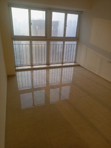 Room in 2 BHK Apartment at Ruparel Ariana, Parel – for Rent