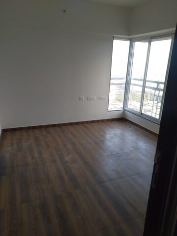Room in 2 BHK Apartment at Sanghvi S3 Proxima, Chembur – for Rent