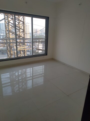 Room in 2 BHK Apartment at Sanghvi S3 Proxima, Chembur – for Rent