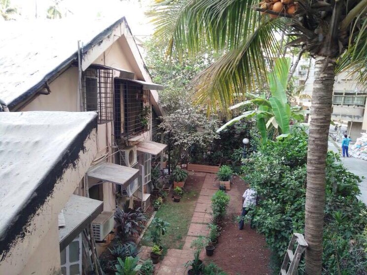 Balcony, juhu 6 Bedroom 5000 Sq.Ft. Villa In Juhu Mumbai 8113922
