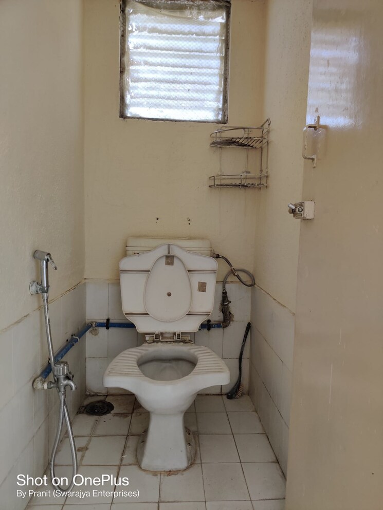 Bathroom, hiranandani-princeton-chs 1 Bedroom 600 Sq.Ft. Apartment In Powai Mumbai 8113899