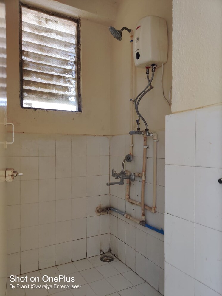 Bathroom, hiranandani-princeton-chs 1 Bedroom 600 Sq.Ft. Apartment In Powai Mumbai 8113899