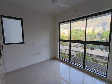 Room in 1 BHK Apartment at Godrej Urban Park, Chandivali – for Rent