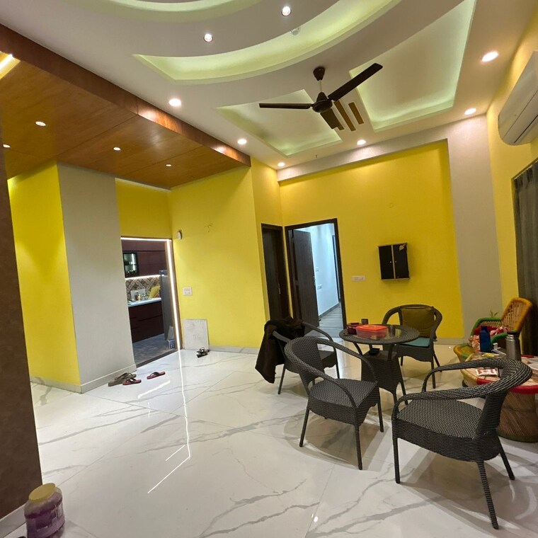 Team Area, mahagun-manorial 3 Bedroom 2625 Sq.Ft. Apartment In Sultanpur Noida 8113988