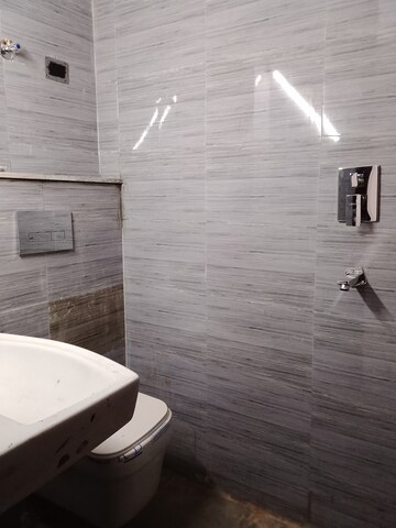 Attached Bathroom in 1 BHK Builder Floor at Saket – for Rent