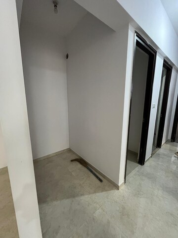 Room in 1.5 BHK Apartment at Lodha Palava Fontana C To H, Dombivli East – for Rent