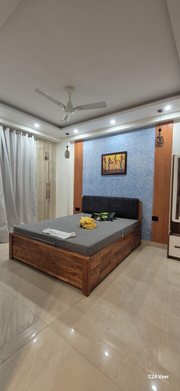 Bedroom in 3 BHK Builder Floor at Chattarpur – for Rent