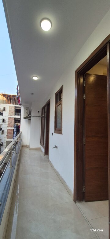 Building Lobby in 3 BHK Builder Floor at Chattarpur – for Rent
