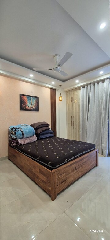 Bedroom in 3 BHK Builder Floor at Chattarpur – for Rent