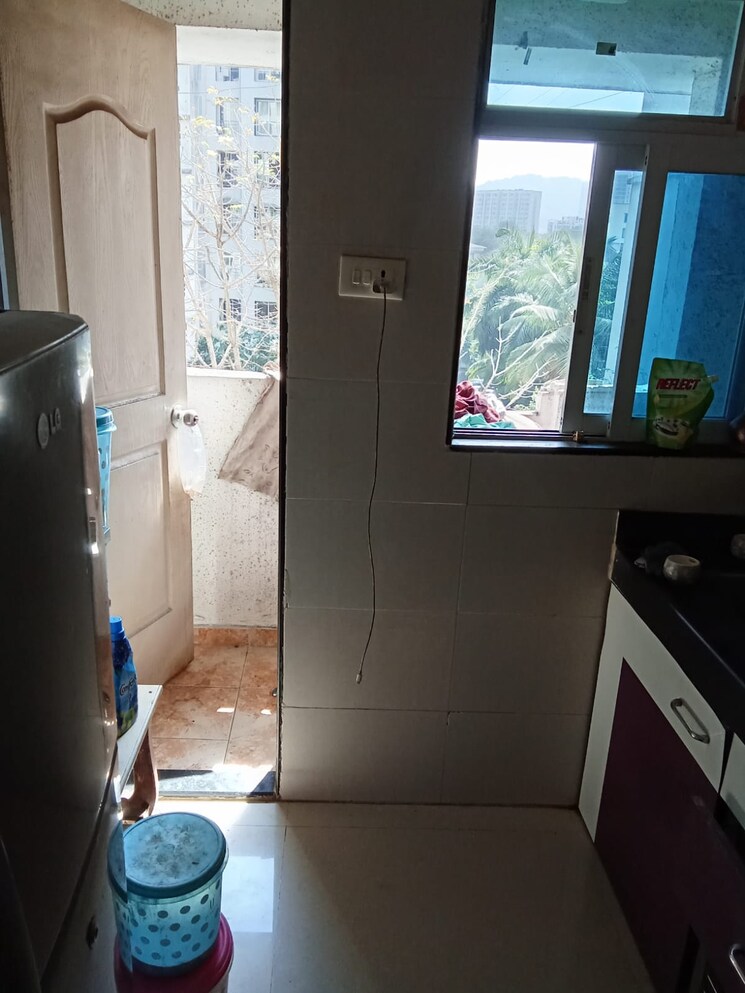 undefined, cosmos-27-gbr 1 Bedroom 438 Sq.Ft. Apartment In Kasarvadavali Thane 8113970