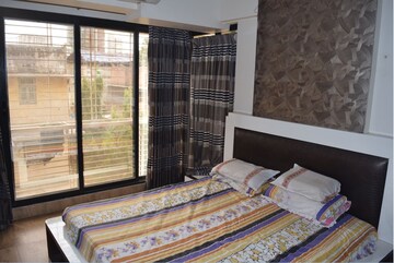 Bedroom in 3 BHK Apartment at Malad East – for Sale