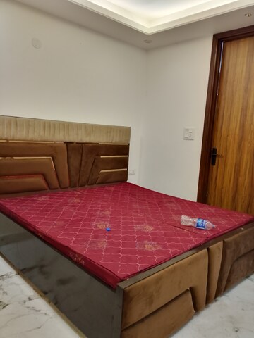 2 BHK Builder Floor For Rent in Saket