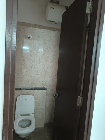 Bathroom in 3 BHK Apartment at Sheth Auris Serenity Tower 3, Malad West – for Sale