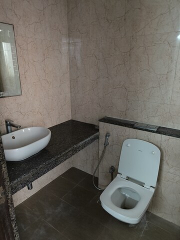 Bathroom in 3 BHK Apartment at Sheth Auris Serenity Tower 3, Malad West – for Sale
