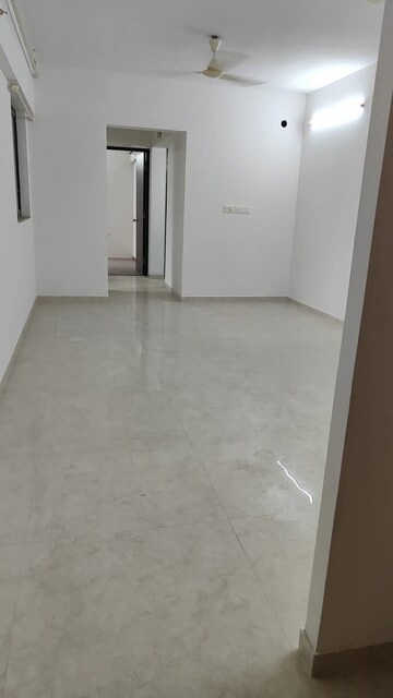 Room in 1 BHK Apartment at Lodha Palava City Lakeshore Greens, Dombivli East – for Rent