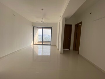 Room in 3 BHK Apartment at Majestique Signature Towers, Balewadi – for Rent