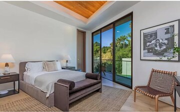 Bedroom in 6+ BHK Villa at Dhanachuli – for Sale