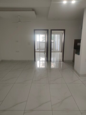 Room in 3 BHK Apartment at MS Enclave Zirakpur, Dhakoli Village – for Rent