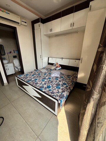 Master Bedroom in 3 BHK Builder Floor at Sector 46 – for Rent