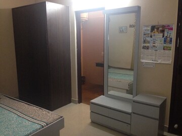 Room in 2 BHK Builder Floor at Sector 26a – for Rent