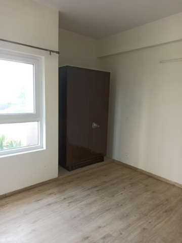Room in 2 BHK Apartment at Kalkaji – for Rent