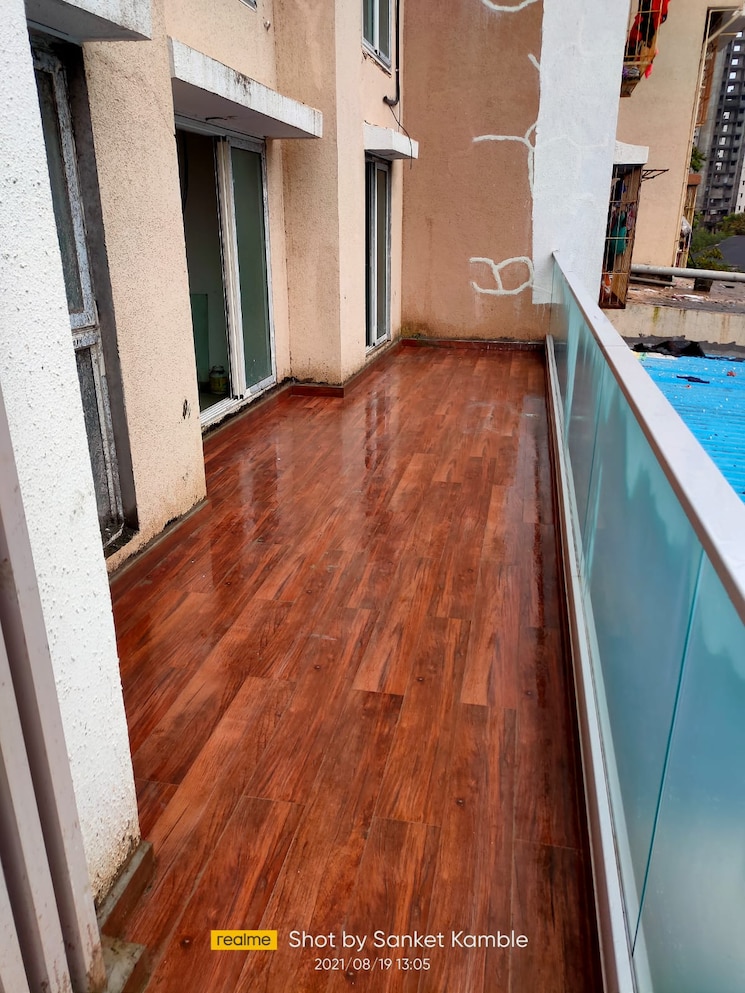 Balcony, indiabulls-sky-forest 3 Bedroom 2908 Sq.Ft. Apartment In Lower Parel Mumbai 8114276