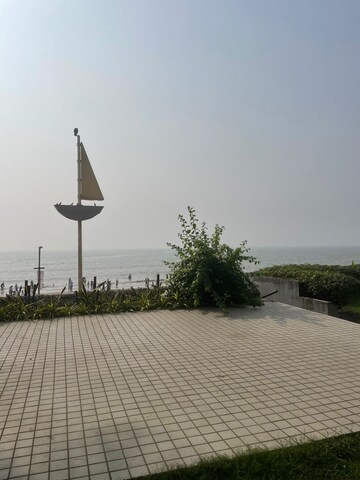 2 BHK Apartment – Exterior View View at Juhu - for Rent