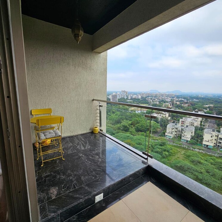 Balcony, avinash-bhosale-castle-royale-grande 3.5 Bedroom 2750 Sq.Ft. Apartment In Ganeshkhind Pune 8114401