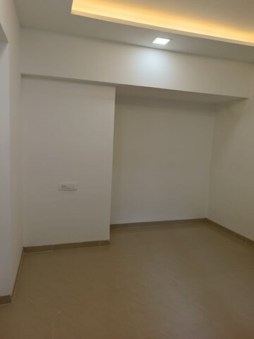 Room in 1 BHK Apartment at Puraniks City Reserva, Ghodbunder Road – for Rent