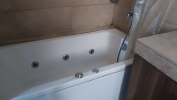 Bathroom in 4 BHK Apartment at Tata Primanti-Tower Residences, Sector 72 – for Rent