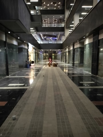  Shop For Rent in Galaxy Blue Sapphire Plaza, Sector 4, Greater Noida