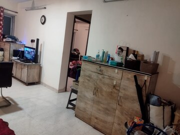 Room in 2 BHK Apartment at Seawoods – for Sale