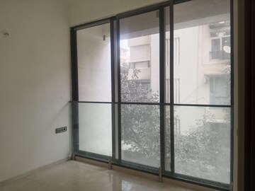 Room in 2 BHK Apartment at Sheela Smruti Apartment, Vile Parle East – for Sale