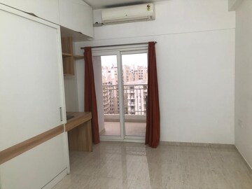2 BHK Apartment For Rent in Aims Golf City, Sector 75