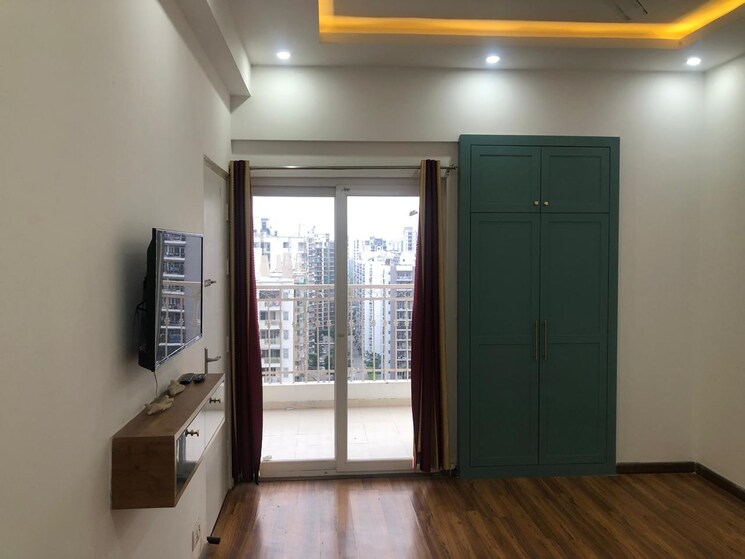 Room, aims-golf-city 2 Bedroom 950 Sq.Ft. Apartment In Sector 75 Noida 8114552