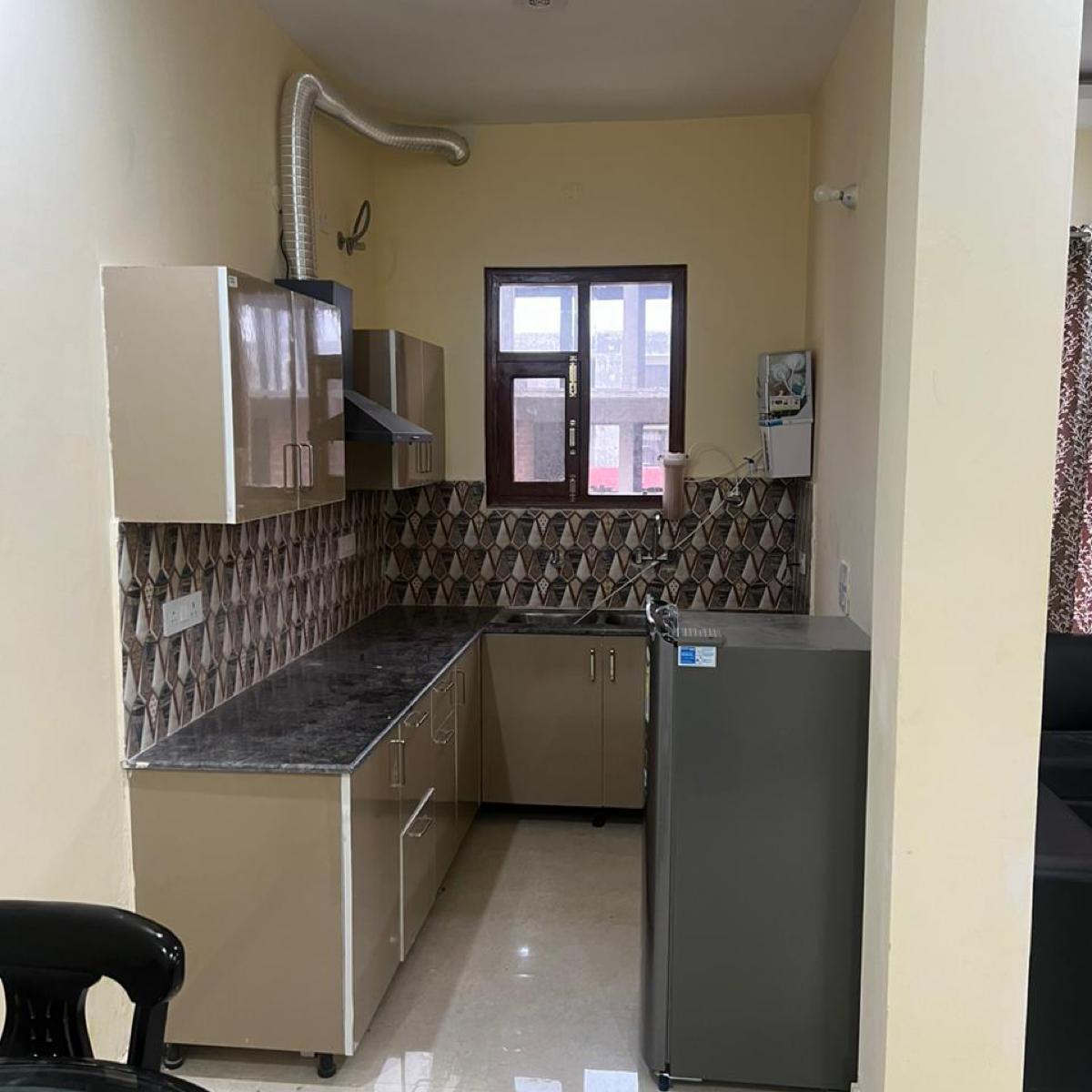 2 BHK + Extra Room Apartment For Sale in Golden Estate 