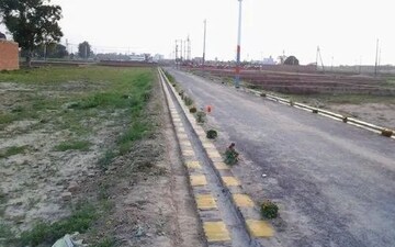 Plot For Sale in Sikandrabad